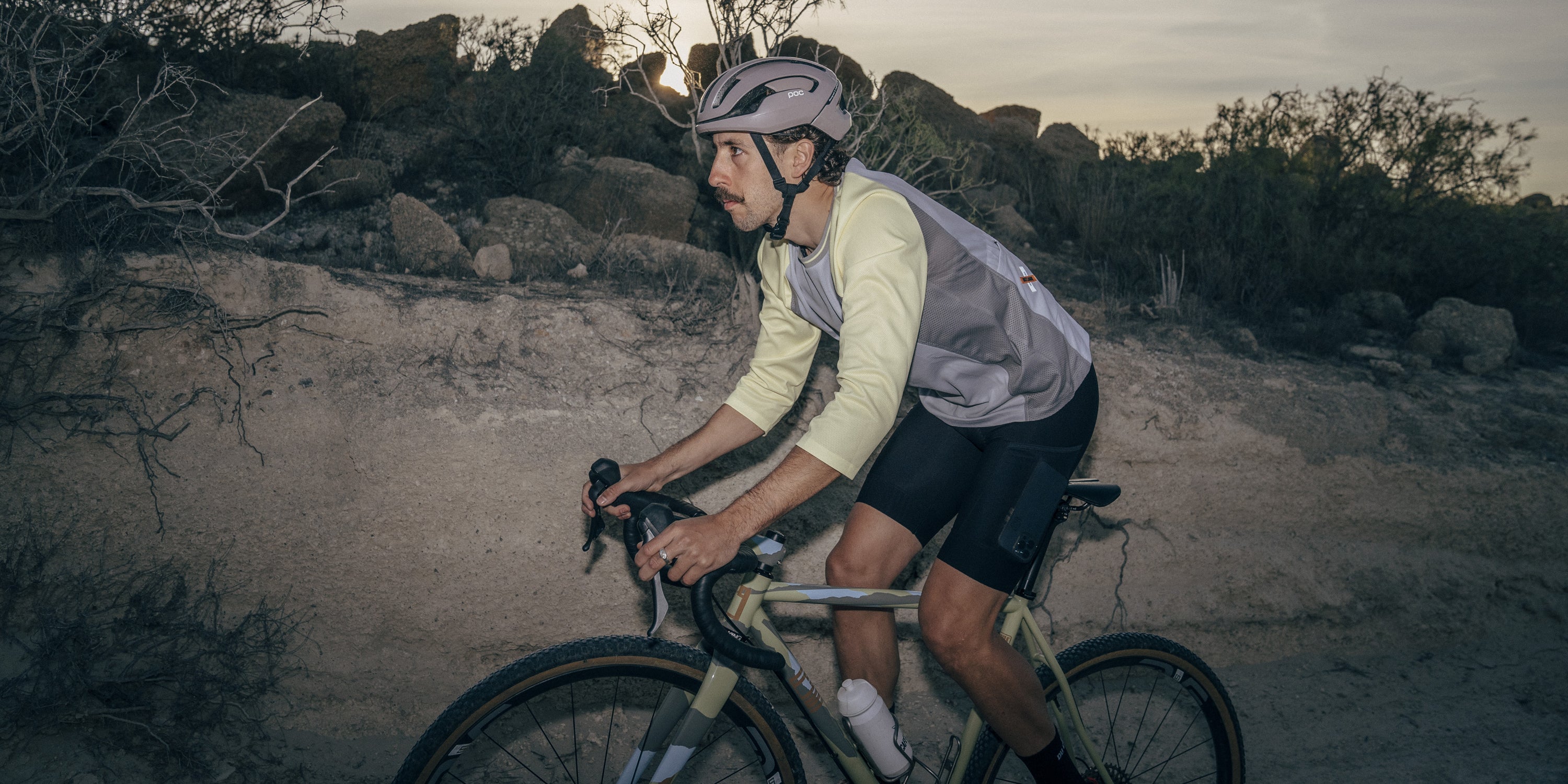 Liquid error (sections/product-banner line 29): input to image_tag must be an image_url