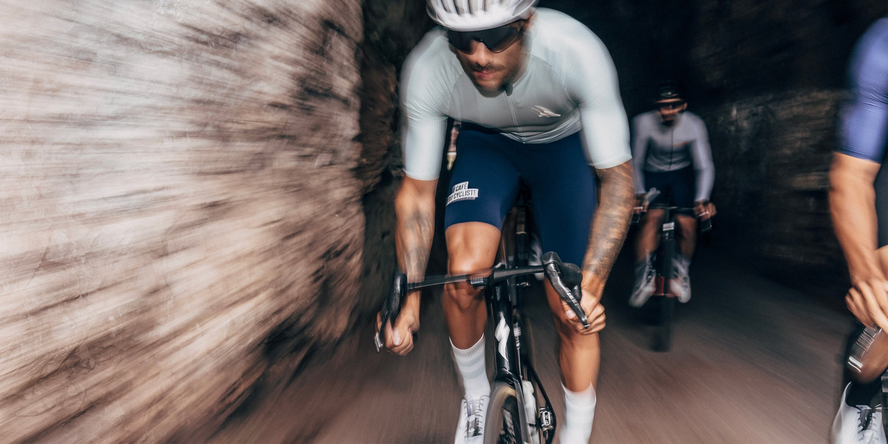 Liquid error (sections/product-banner line 29): input to image_tag must be an image_url