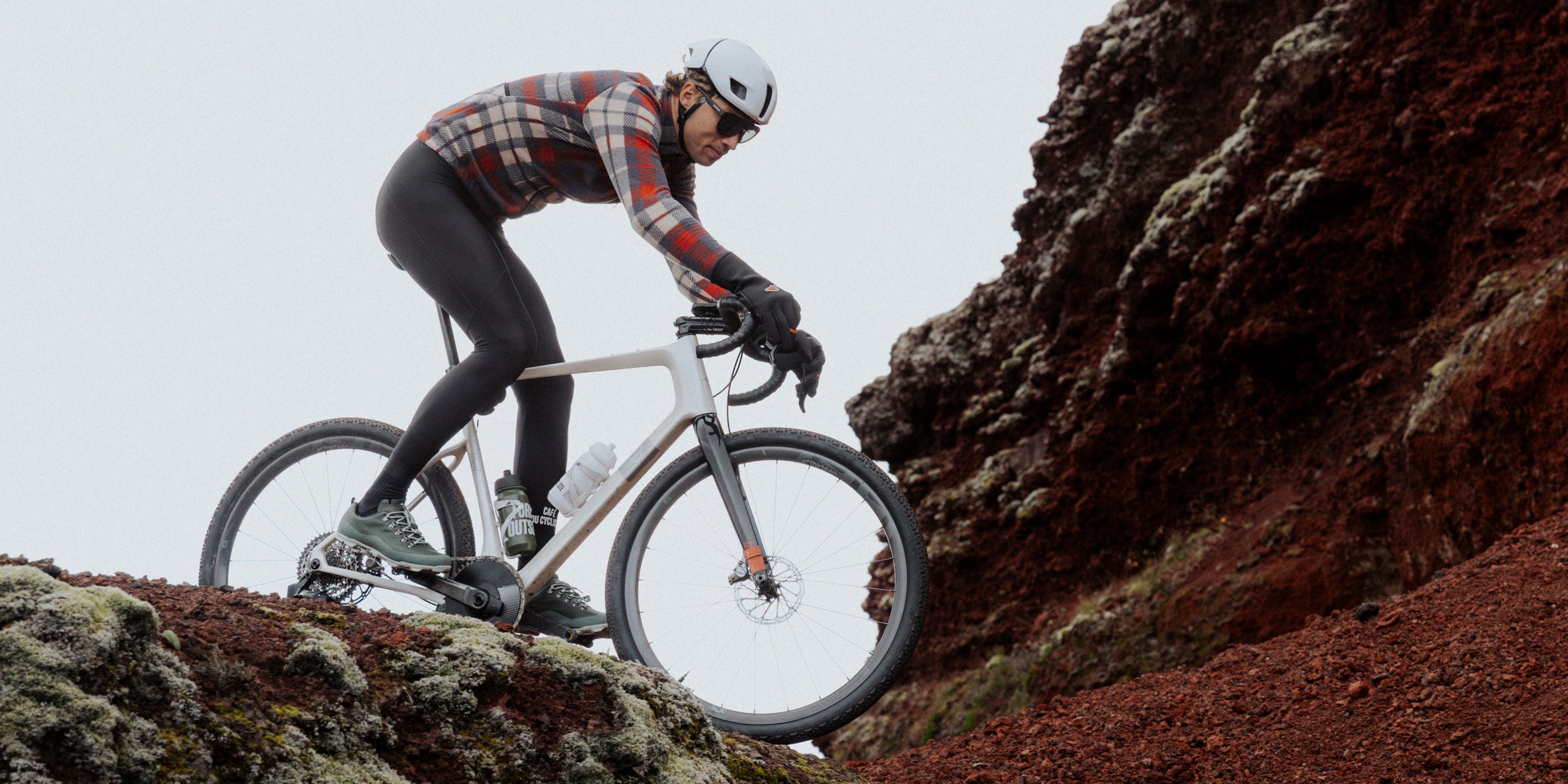 Liquid error (sections/product-banner line 29): input to image_tag must be an image_url