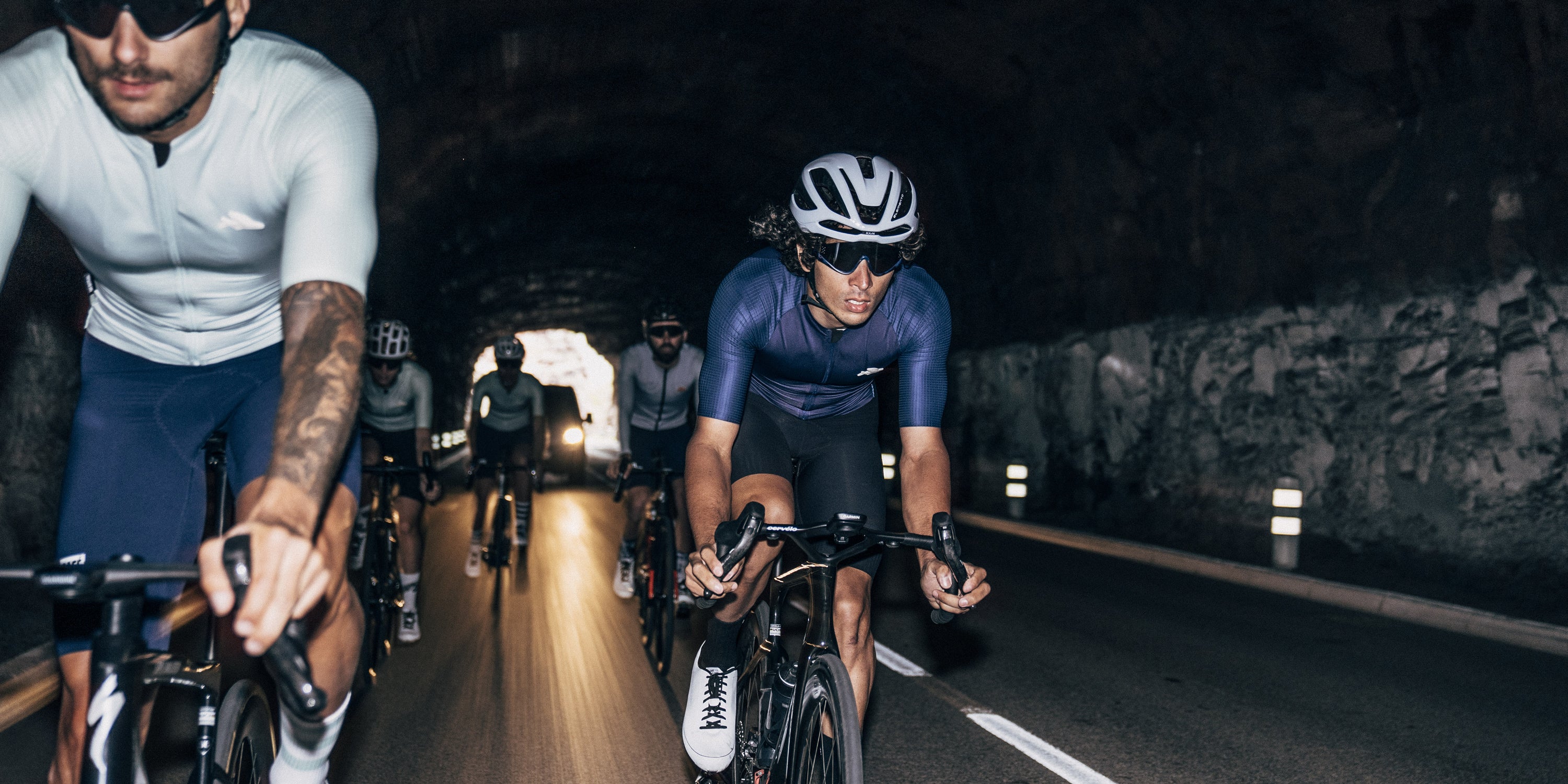 Liquid error (sections/product-banner line 29): input to image_tag must be an image_url