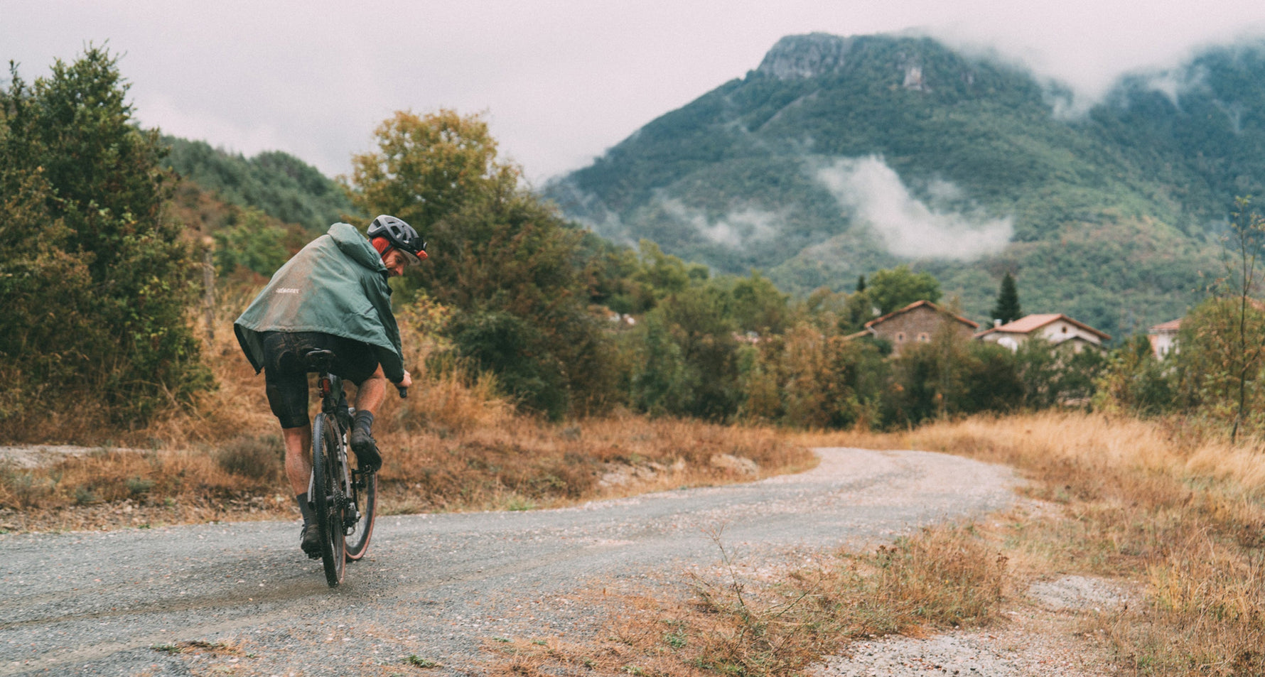Pierre Rollet, from waves to tracks: Ahuña Gravel