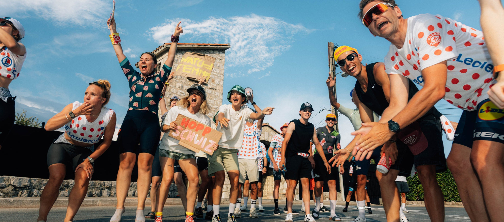 VENTOUX >>> NICE WITH THE FEMMES.