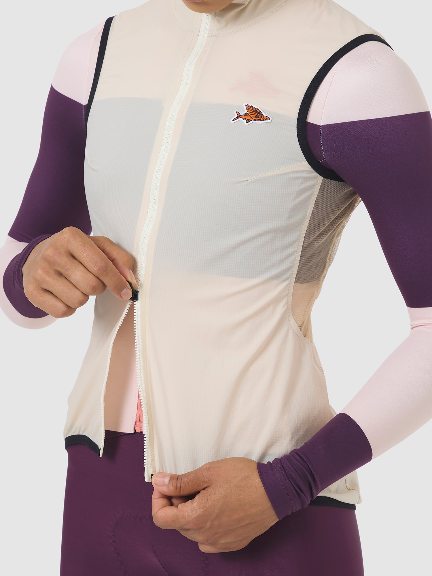 CAFÉ DU CYCLISTE Edith Gilet XS Chalk Men's Cycling Gilet Edith Chalk – Café du Cycliste | FR