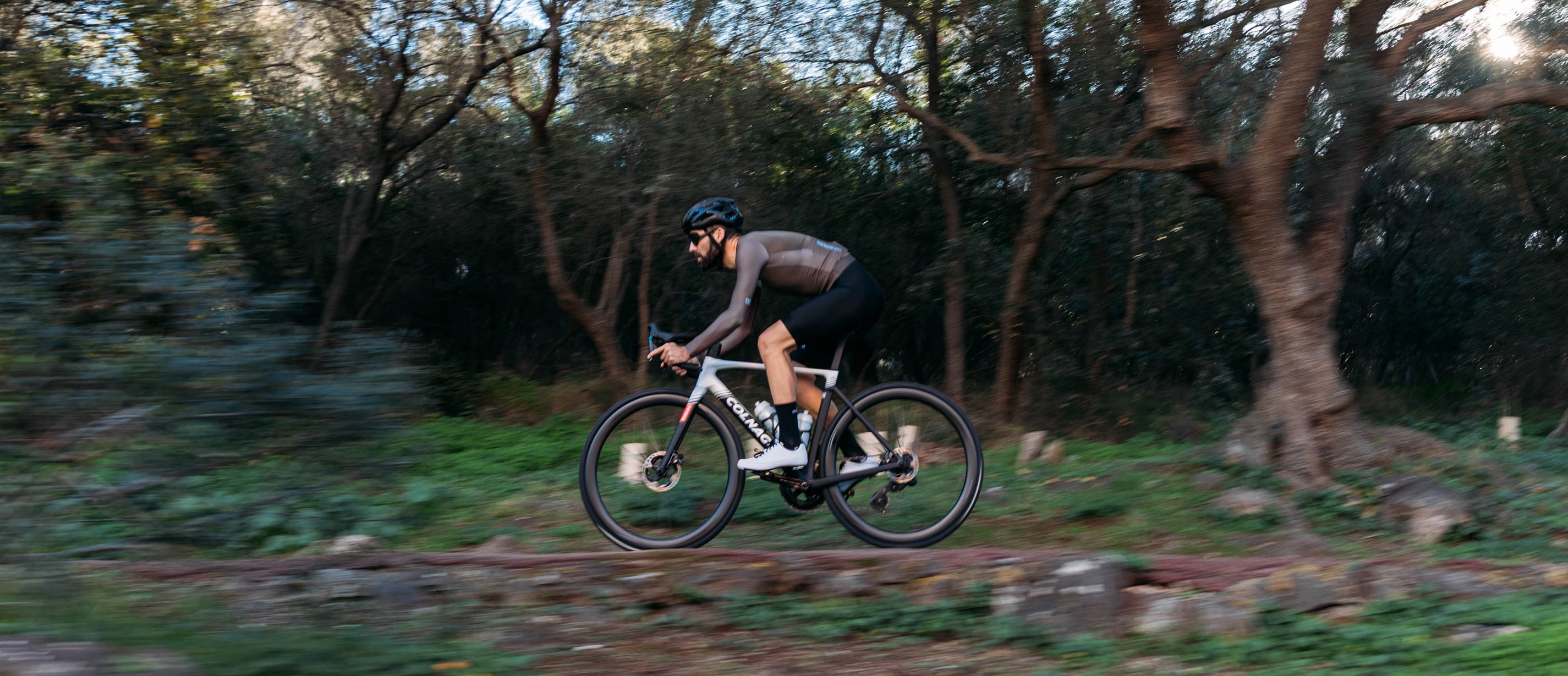 Liquid error (sections/product-banner line 29): input to image_tag must be an image_url