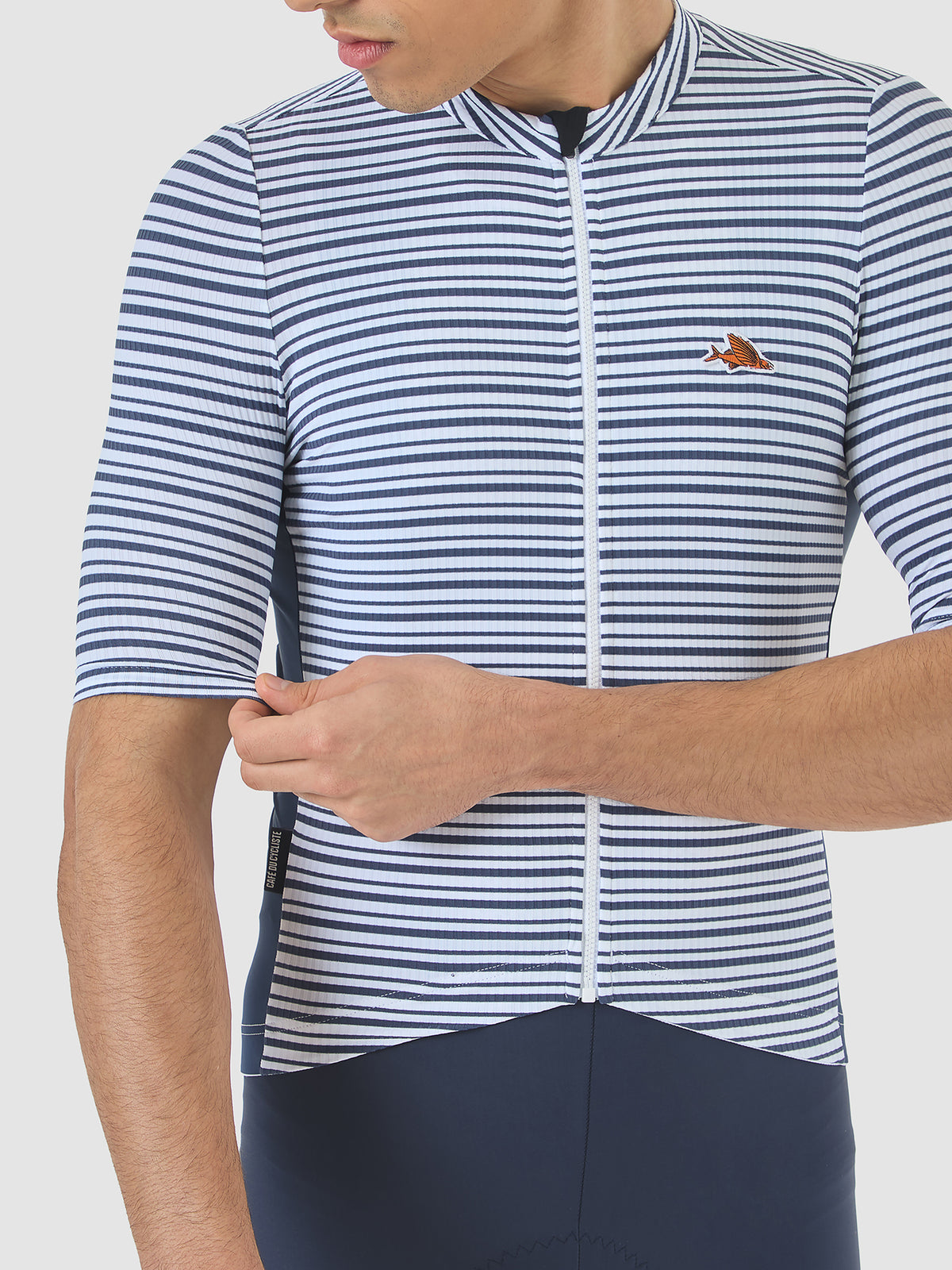 Man Romy Rewind Men's Cycling Jersey Romy White / Navy – Café du Cycliste | TL
