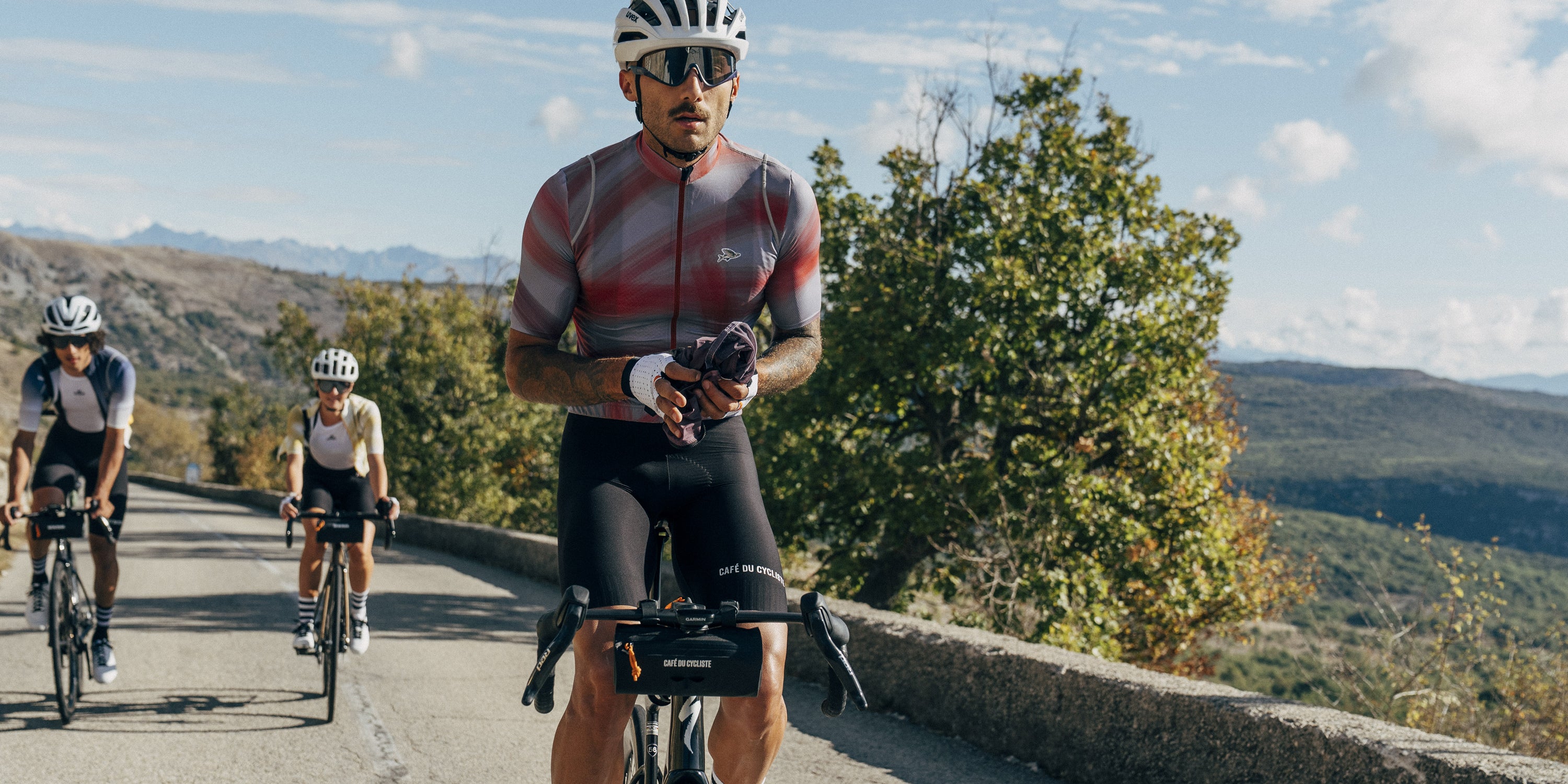 Mona – Café du Cycliste | CA