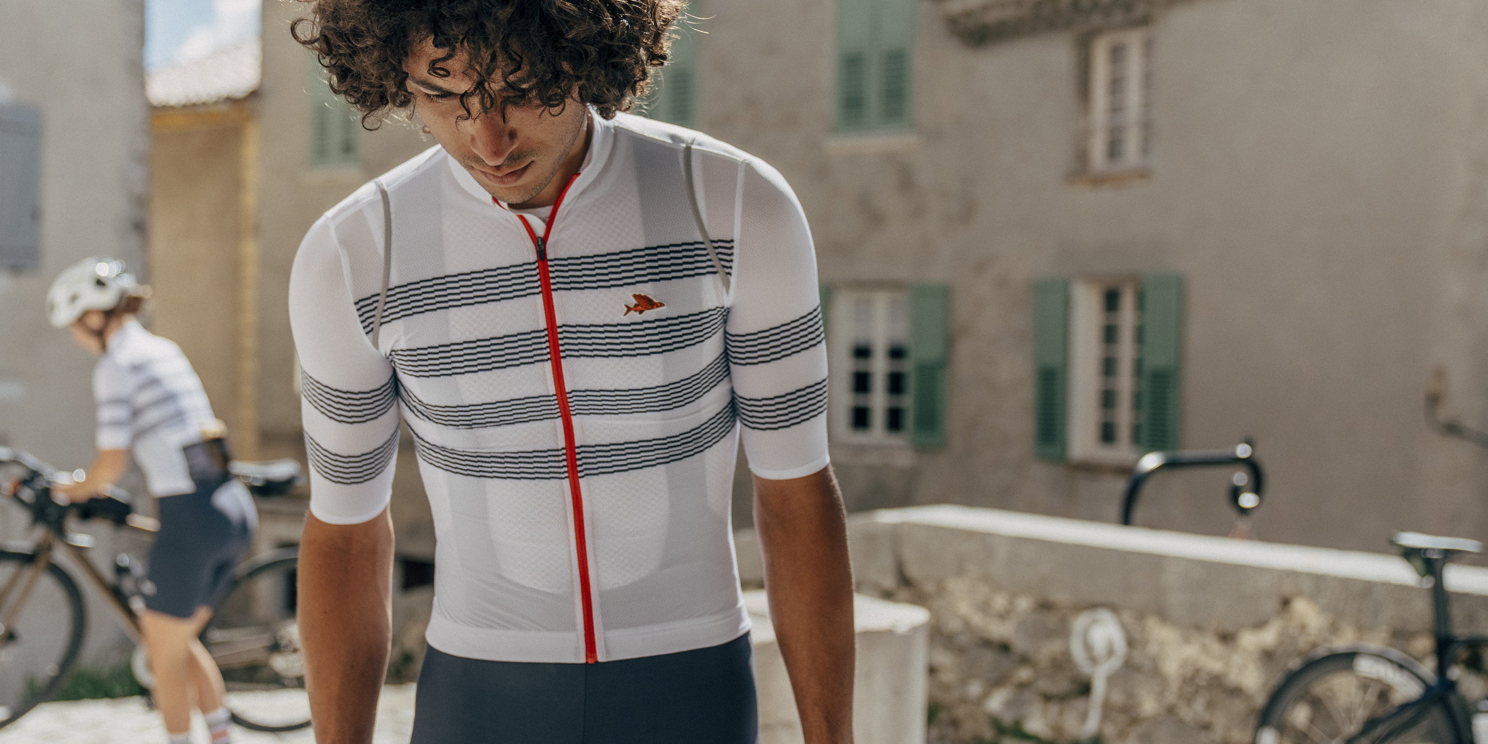 モナ – Café du Cycliste | JP