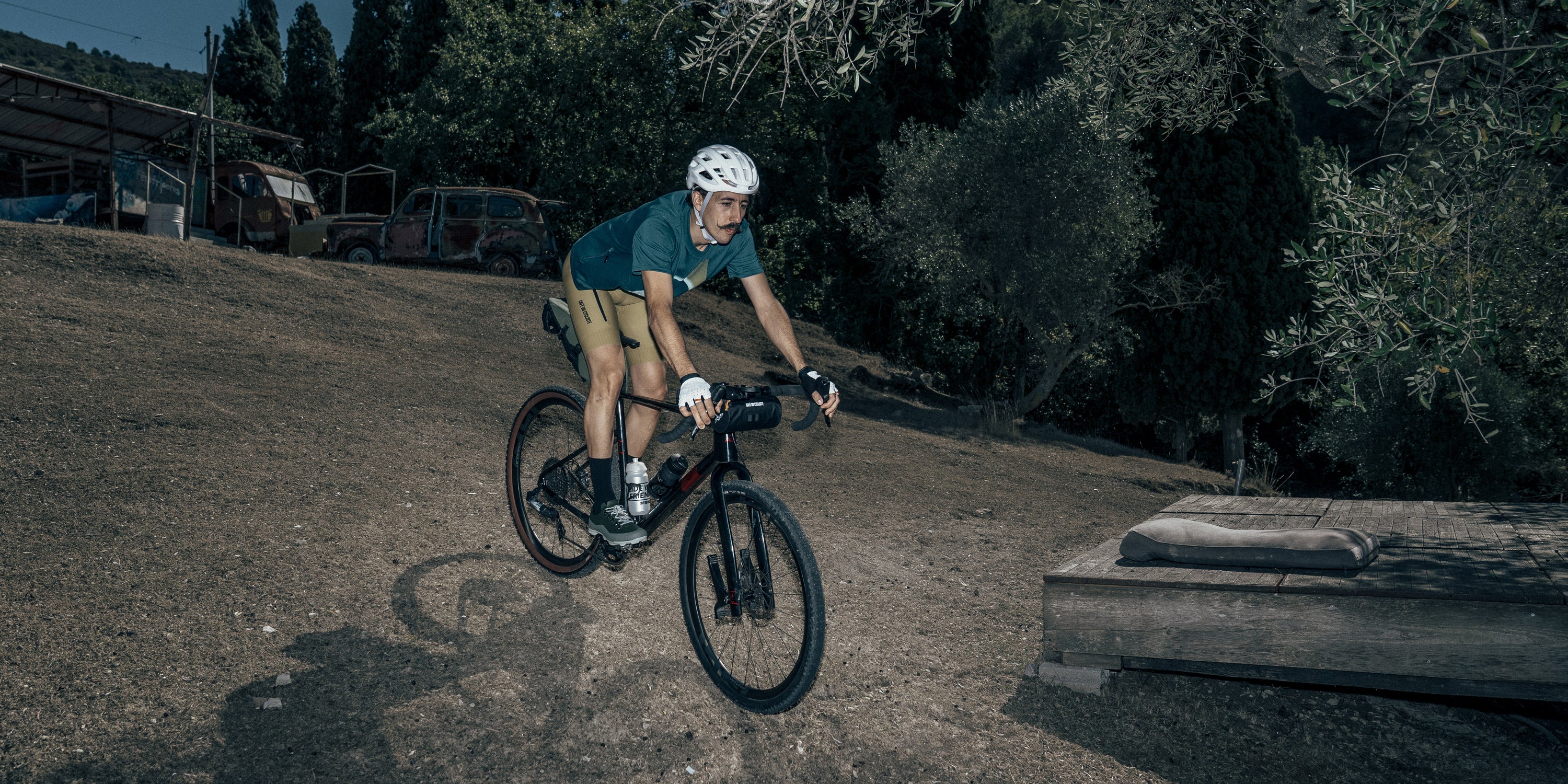 Sandie – Café du Cycliste | CA