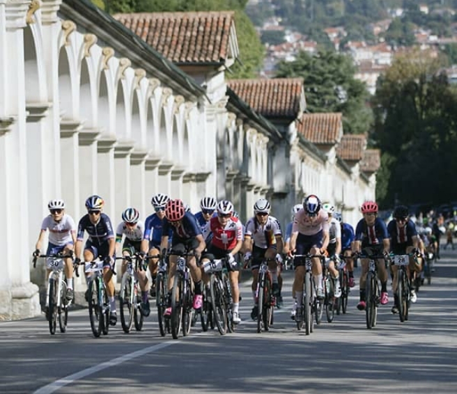 Café du Cycliste Gravel Team – Isabelle